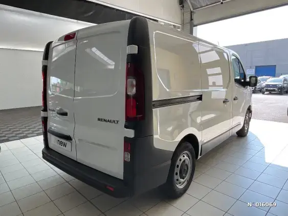 RENAULT TRAFIC FG III - voiture d'occasion - Photo 4