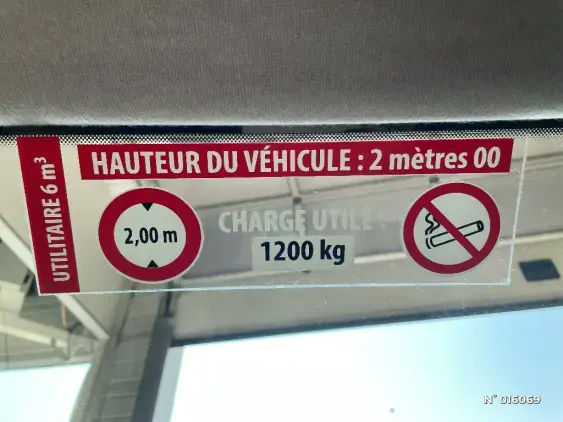 RENAULT TRAFIC FG III - voiture d'occasion - Photo 25