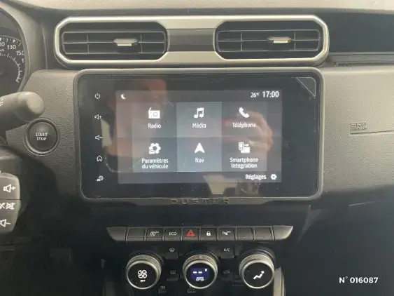DACIA DUSTER II - voiture d'occasion - Photo 12