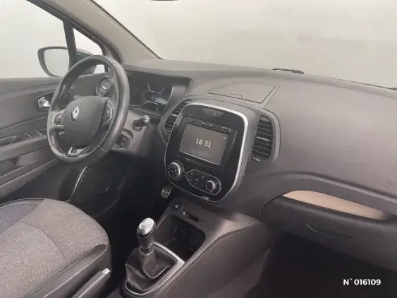 RENAULT CAPTUR - voiture d'occasion - Photo 10