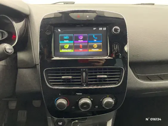 RENAULT CLIO IV - voiture d'occasion - Photo 13