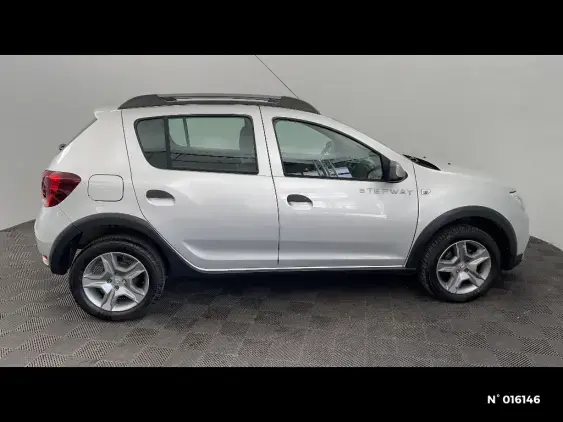 DACIA SANDERO II - voiture d'occasion - Photo 5