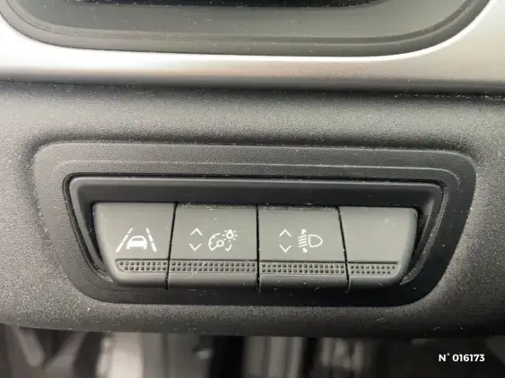 RENAULT CAPTUR II - voiture d'occasion - Photo 15