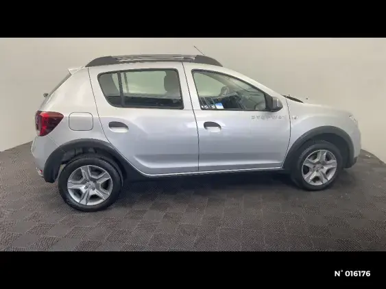 DACIA SANDERO III - voiture d'occasion - Photo 5