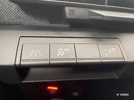 RENAULT MEGANE V - voiture d'occasion - Photo 15