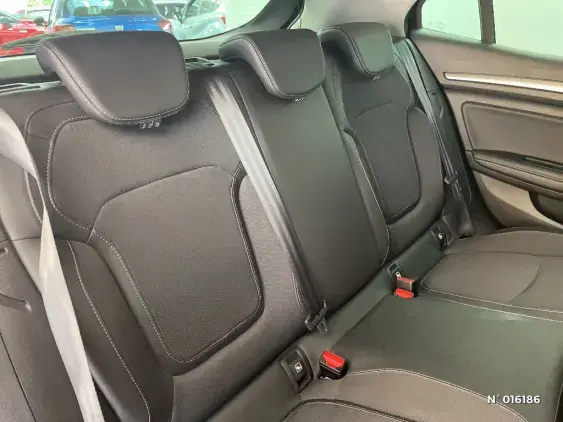 RENAULT MEGANE IV - voiture d'occasion - Photo 11