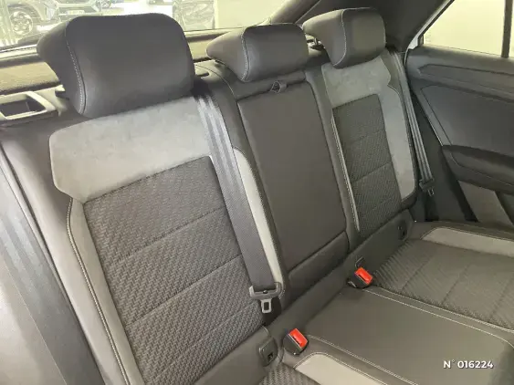 VOLKSWAGEN T-ROC - voiture d'occasion - Photo 11