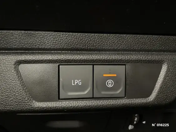DACIA SANDERO III - voiture d'occasion - Photo 15