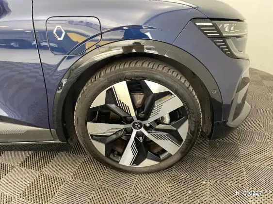 RENAULT MEGANE V - voiture d'occasion - Photo 8