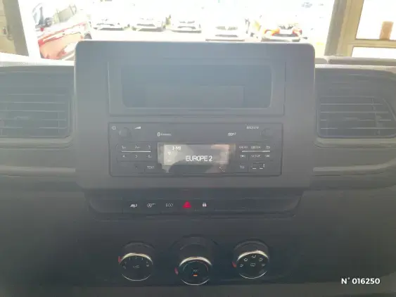 RENAULT MASTER III - voiture d'occasion - Photo 12