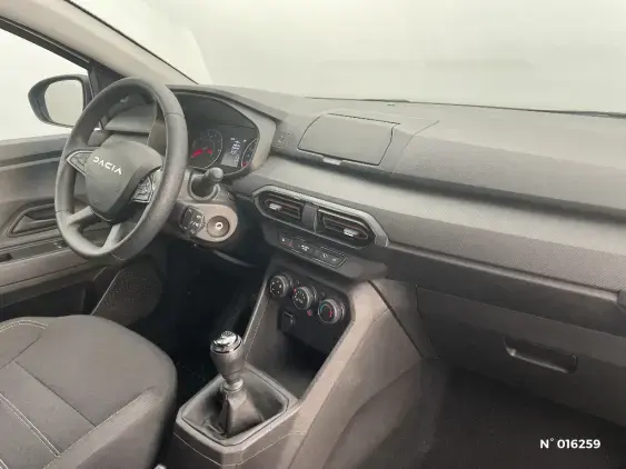 DACIA SANDERO III - voiture d'occasion - Photo 10
