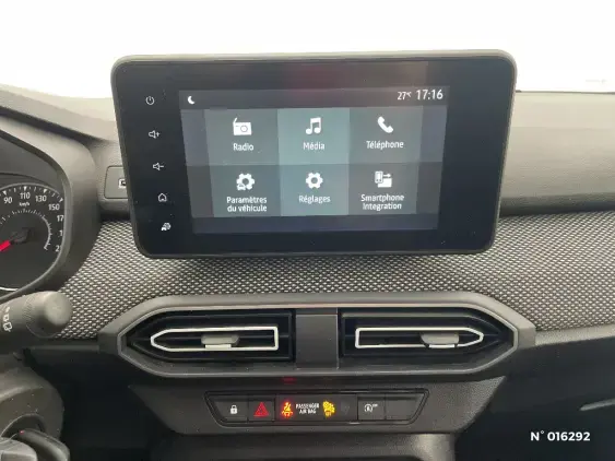 DACIA SANDERO III - voiture d'occasion - Photo 13
