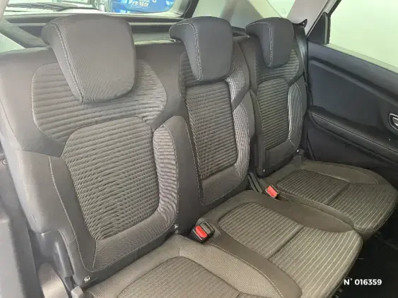 RENAULT SCENIC IV - voiture d'occasion - Photo 11
