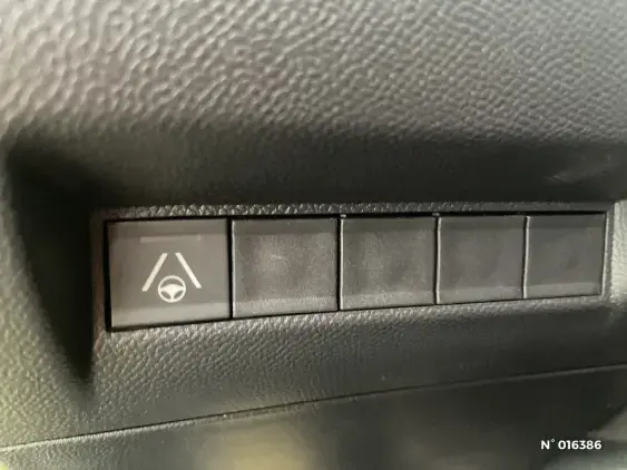 PEUGEOT 208 II - voiture d'occasion - Photo 15