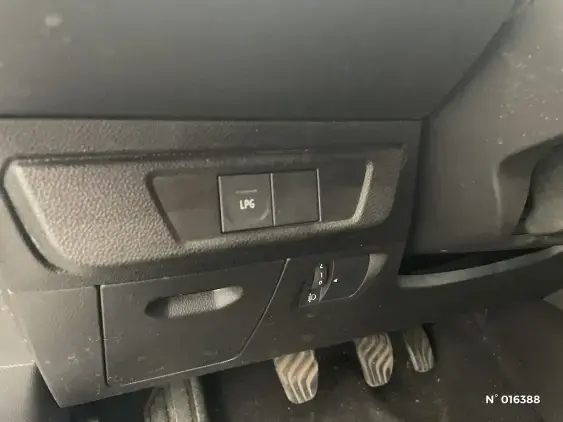 DACIA SANDERO III - voiture d'occasion - Photo 15
