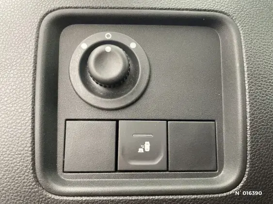 DACIA DUSTER II - voiture d'occasion - Photo 15