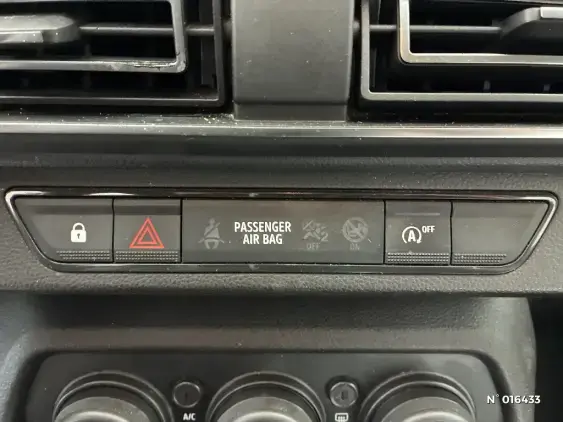 DACIA SANDERO III - voiture d'occasion - Photo 27