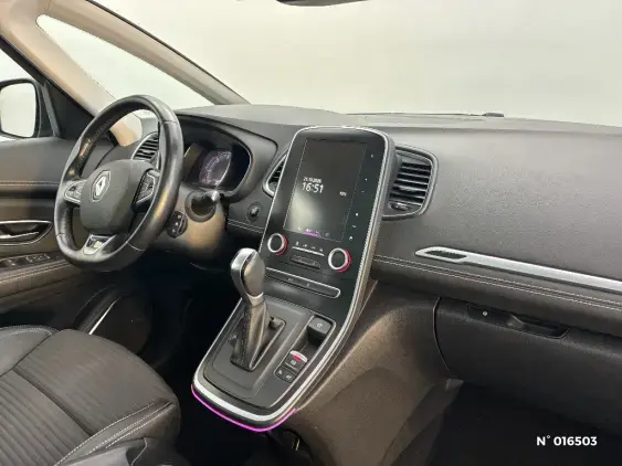 RENAULT SCENIC IV - voiture d'occasion - Photo 10