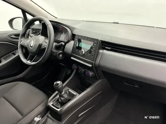 RENAULT CLIO V - voiture d'occasion - Photo 10