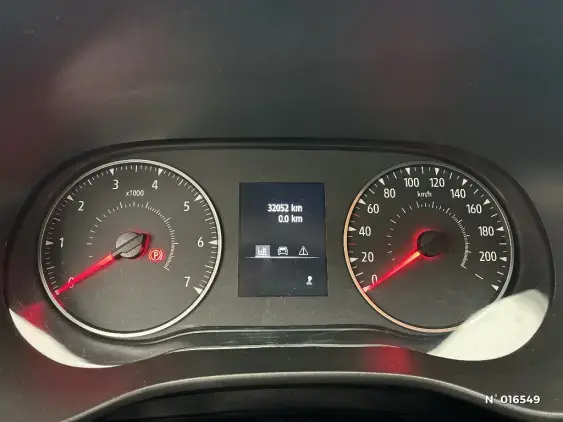 DACIA SANDERO III - voiture d'occasion - Photo 12