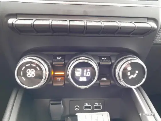 RENAULT CLIO V - voiture d'occasion - Photo 15