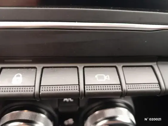 RENAULT CLIO V - voiture d'occasion - Photo 26