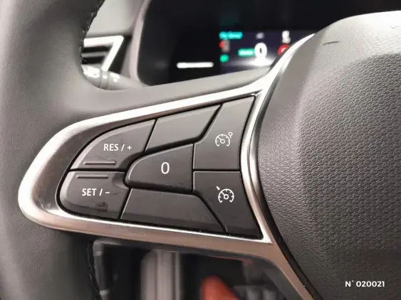 RENAULT CLIO V - voiture d'occasion - Photo 23