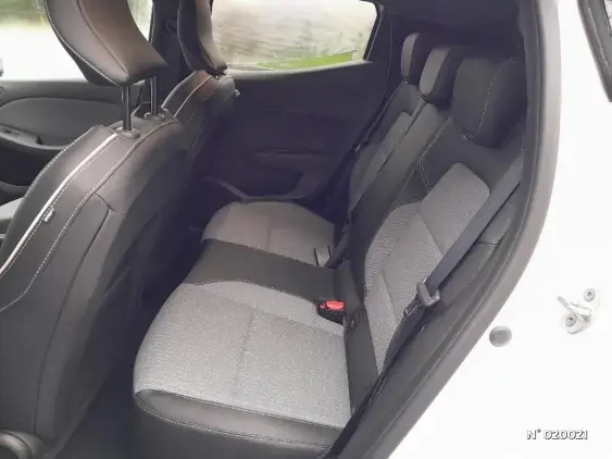 RENAULT CLIO V - voiture d'occasion - Photo 11