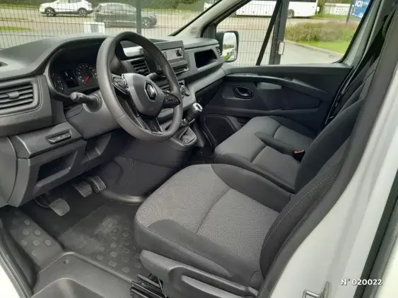 RENAULT TRAFIC FG III - voiture d'occasion - Photo 9