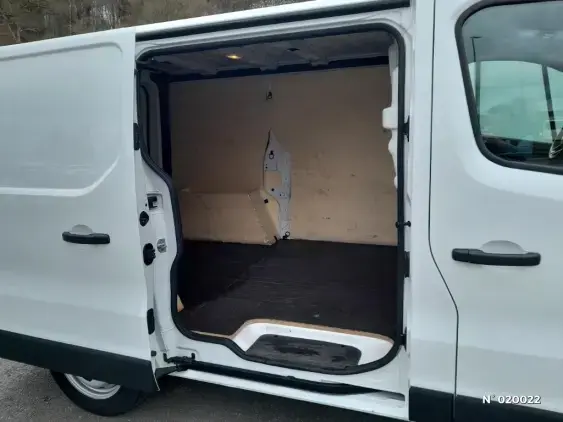 RENAULT TRAFIC FG III - voiture d'occasion - Photo 11