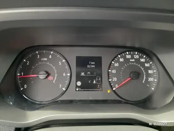 RENAULT TRAFIC III - voiture d'occasion - Photo 12