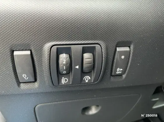 RENAULT ZOE - voiture d'occasion - Photo 15