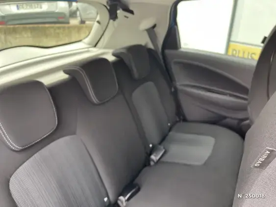 RENAULT ZOE - voiture d'occasion - Photo 11