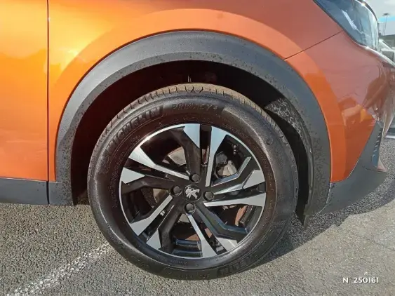 PEUGEOT 2008 II - voiture d'occasion - Photo 8