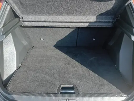 PEUGEOT 2008 II - voiture d'occasion - Photo 7