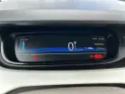 RENAULT ZOE - Photo 12