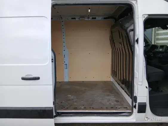 RENAULT MASTER FG III - voiture d'occasion - Photo 10