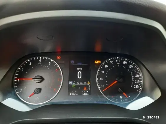 RENAULT CAPTUR II - voiture d'occasion - Photo 12