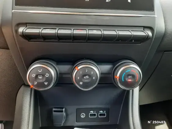 RENAULT CAPTUR II - voiture d'occasion - Photo 15