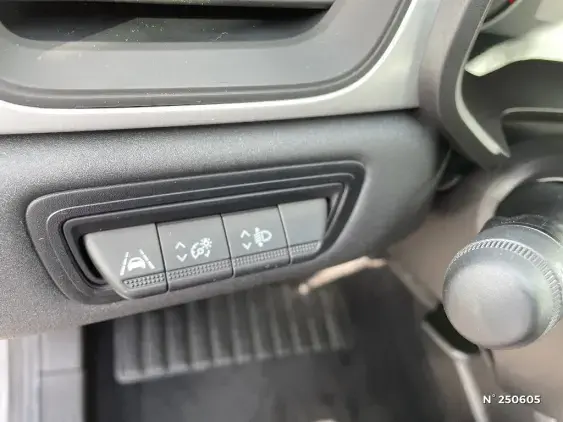 RENAULT CAPTUR II - voiture d'occasion - Photo 15