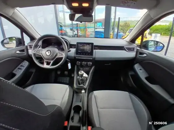 RENAULT CLIO V - voiture d'occasion - Photo 9