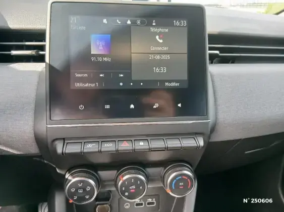 RENAULT CLIO V - voiture d'occasion - Photo 13