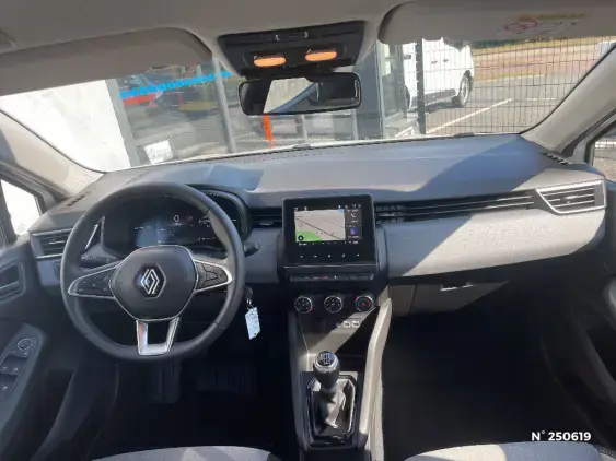 RENAULT CLIO V - voiture d'occasion - Photo 9