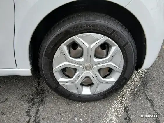 RENAULT TWINGO III - voiture d'occasion - Photo 8