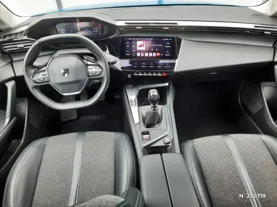 PEUGEOT 308 III - voiture d'occasion - Photo 9