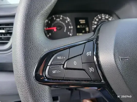 RENAULT TRAFIC III - voiture d'occasion - Photo 15