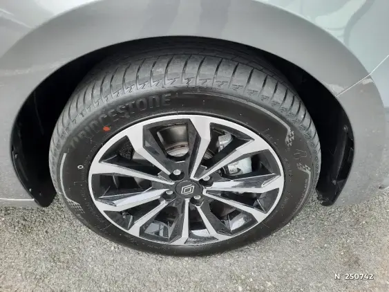 RENAULT CLIO V - voiture d'occasion - Photo 8