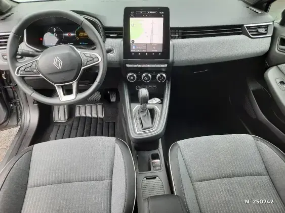 RENAULT CLIO V - voiture d'occasion - Photo 9