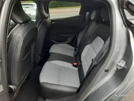 RENAULT CLIO V - voiture d'occasion - Photo 11