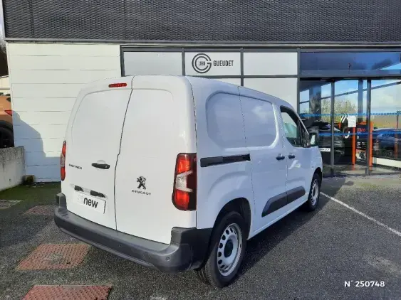 PEUGEOT PARTNER III - voiture d'occasion - Photo 4